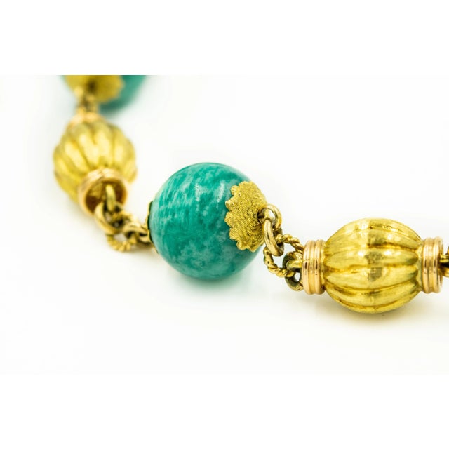 Chrysocolla Fluted Gold Bead Yellow Gold Bracelet For Sale In Miami - Image 6 of 8