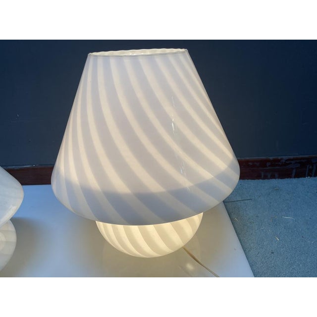Murano Glass Mushroom Table Lamps by Paolo Venini, 1970s, Set of 3 For Sale - Image 9 of 10