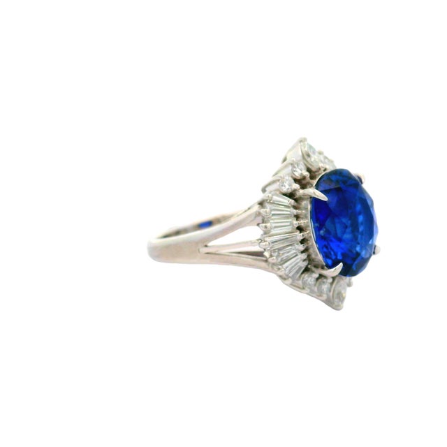 Early 21st Century 5.03 Carat Ceylon Sapphire Diamond Platinum Ring, Gia Certified, Size 6 For Sale - Image 5 of 8