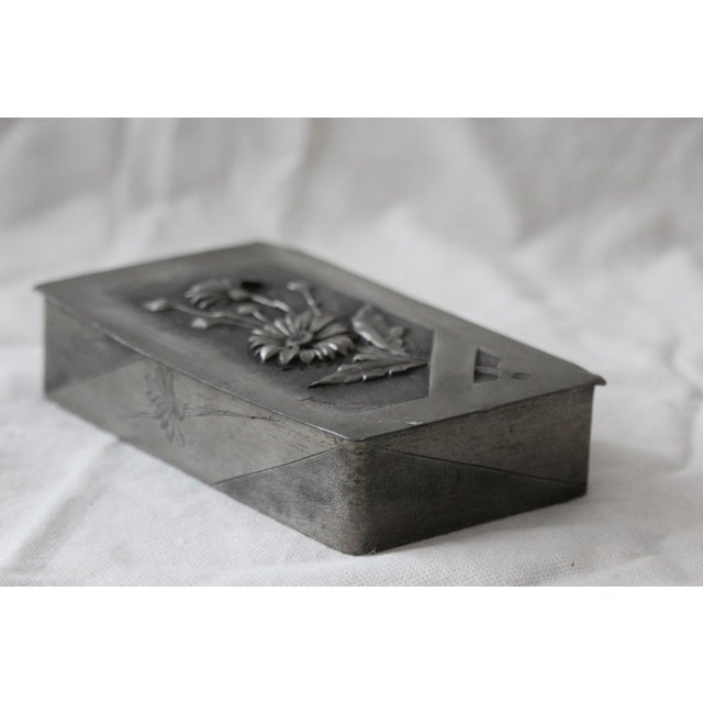 Silver Jewelry Box with Daisy Decor, 1930s For Sale - Image 10 of 18