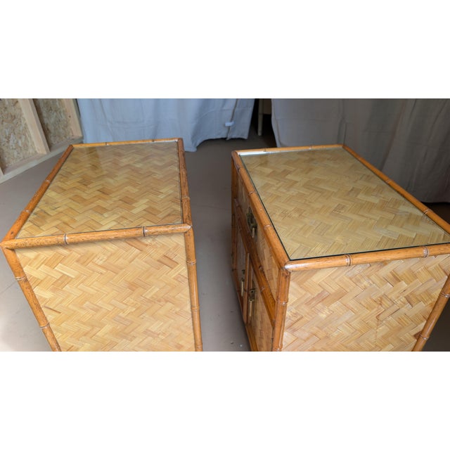 Vintage Faux Bamboo Pair of 2 Nightstands With Herringbone Parquet Rattan Fronts, in the Style of Dixie For Sale - Image 12 of 13