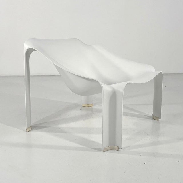 F300 Armchair in Fiberglass by Pierre Paulin for Artifort, 1960s For Sale - Image 9 of 9