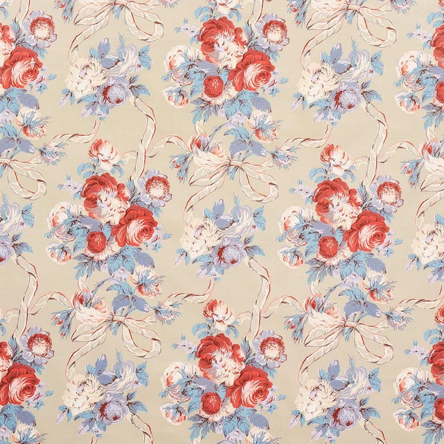 Sample - Schumacher Queenies Floral Chintz Fabric in Chelsea Garden For Sale