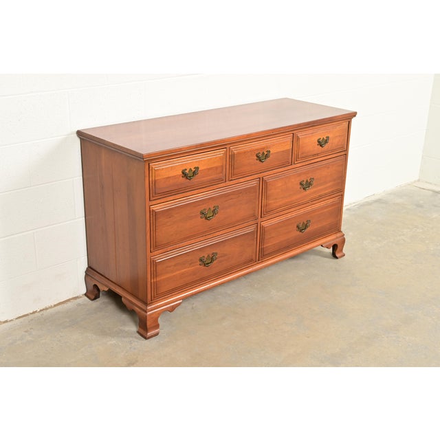 Davis Cabinet Company Davis Cabinet Co. Georgian Carved Solid Cherry Wood Chest of Drawers, Circa 1960s For Sale - Image 4 of 15