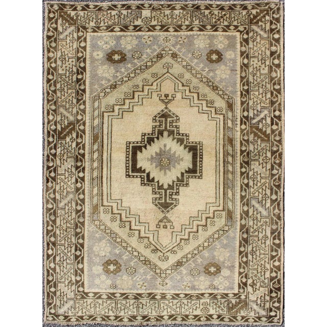 Textile Multi-Layered Medallion Vintage Turkish Oushak Rug in Cream and Shades of Brown For Sale - Image 7 of 7