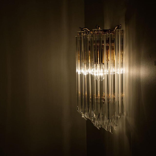 1970s Triedroglass Tree Tears Clear Gold Glass Brass Sconce from Venini, 1970s For Sale - Image 5 of 17