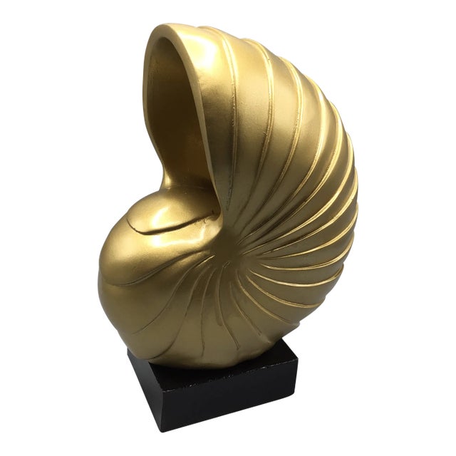 Faux Gold Shell on Black Base For Sale