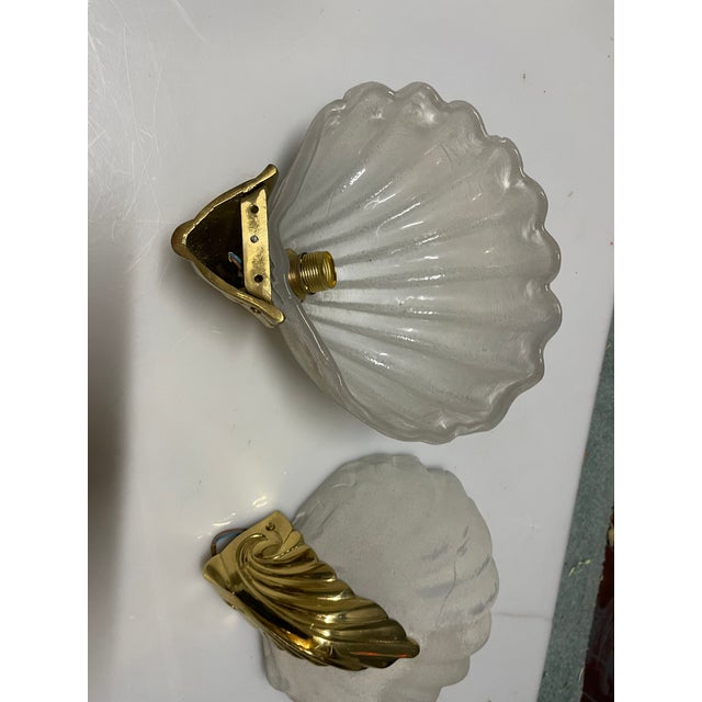 Italian Murano Frosted Glass Shell Sconces, 1960s, Set of 2 For Sale - Image 4 of 10