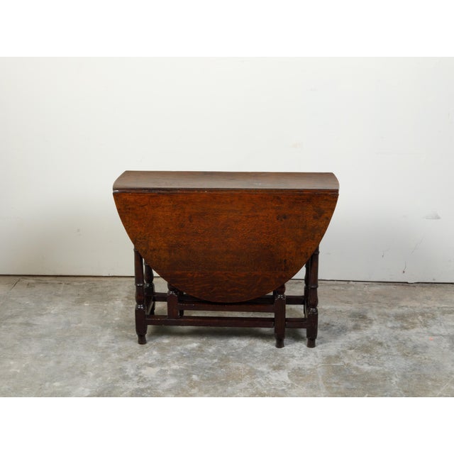 English 18th Century Oval Top Drop-Leaf Gateleg Table with Turned Legs For Sale - Image 11 of 11