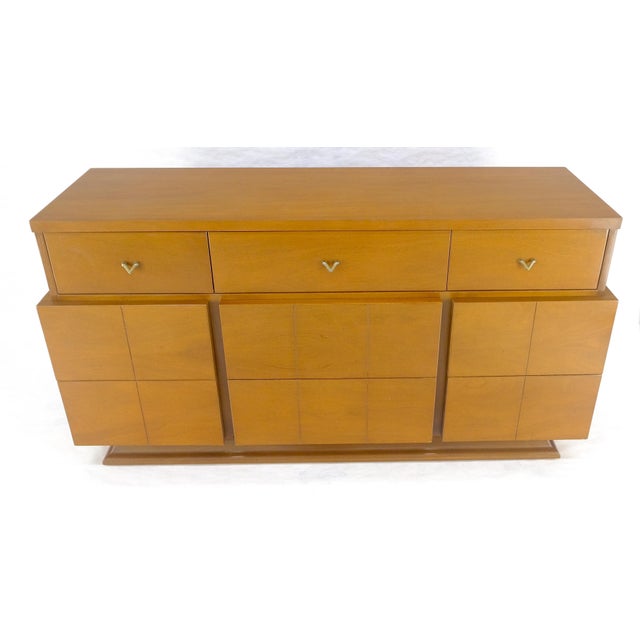 American Mid Century Modern Light Birch 9 Drawers 63” Long Dresser MINT