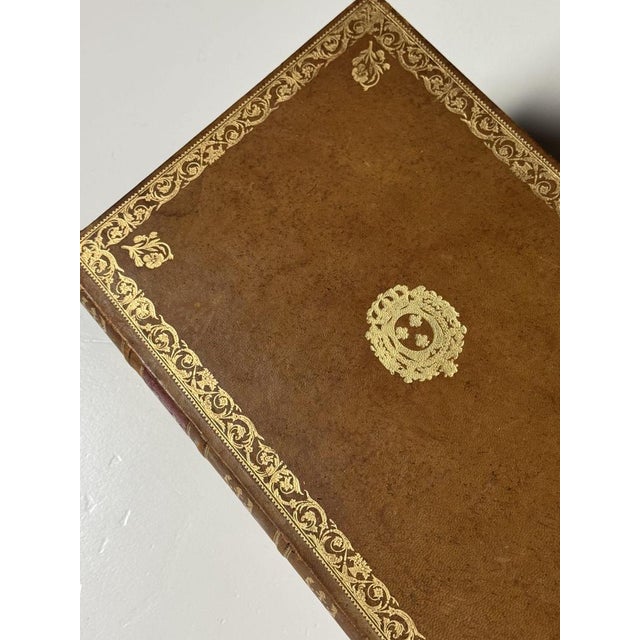 Glass Box for Whiskey Glasses For Sale - Image 4 of 18