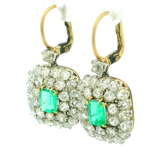 Emerald Victorian Platinum and Gold Emerald & Diamond Drop Earrings, 1890s For Sale - Image 8 of 10