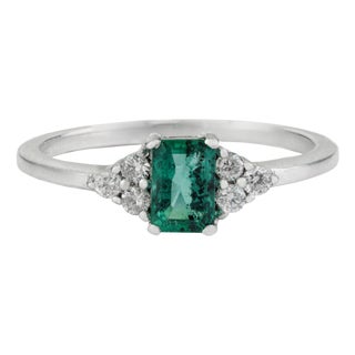 Certified 0.61 Ct Natural Emerald & Diamond Cluster Ring Size 7.5 - Engagement Gift For Sale