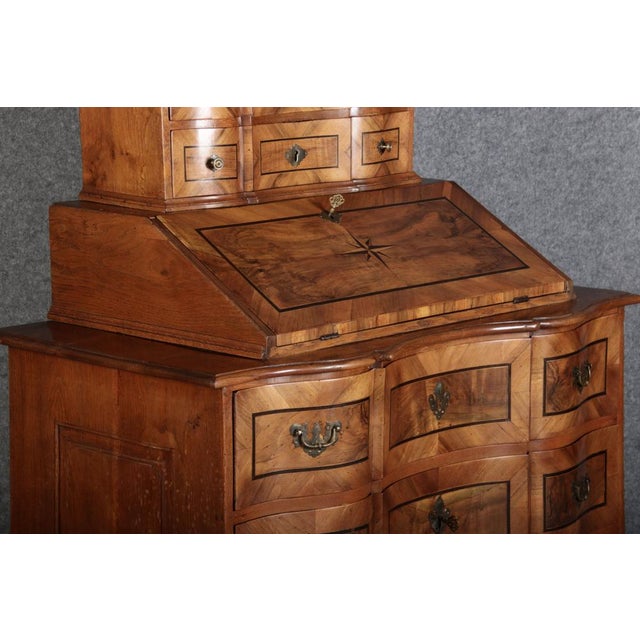 Antique 18th Century Baroque Tabernacle Secretary in Oak with Walnut Veneer, 1730s For Sale - Image 15 of 18