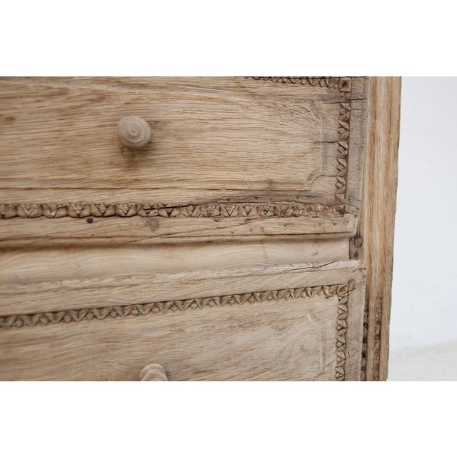 Louis XVI Chest of Drawers in Bleached Oak, Early 19th Century For Sale - Image 17 of 18