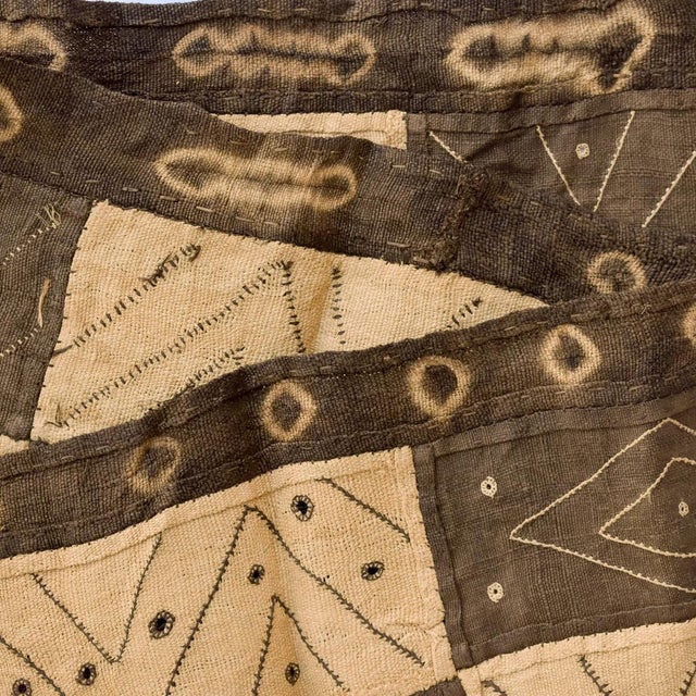 Brown Early 20th Century Kuba Handwoven Embroidered Raffia Textile 43 x 13 Inch For Sale - Image 8 of 8