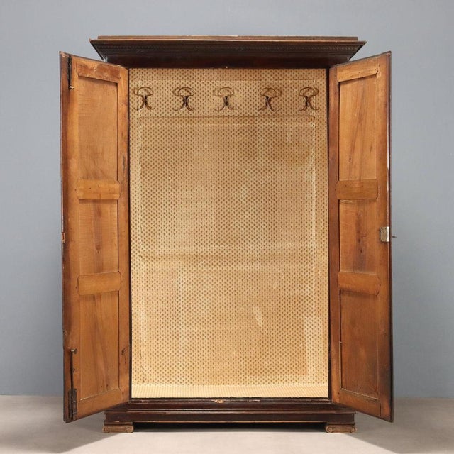 Antique Italian Wardrobe in Walnut For Sale - Image 4 of 11