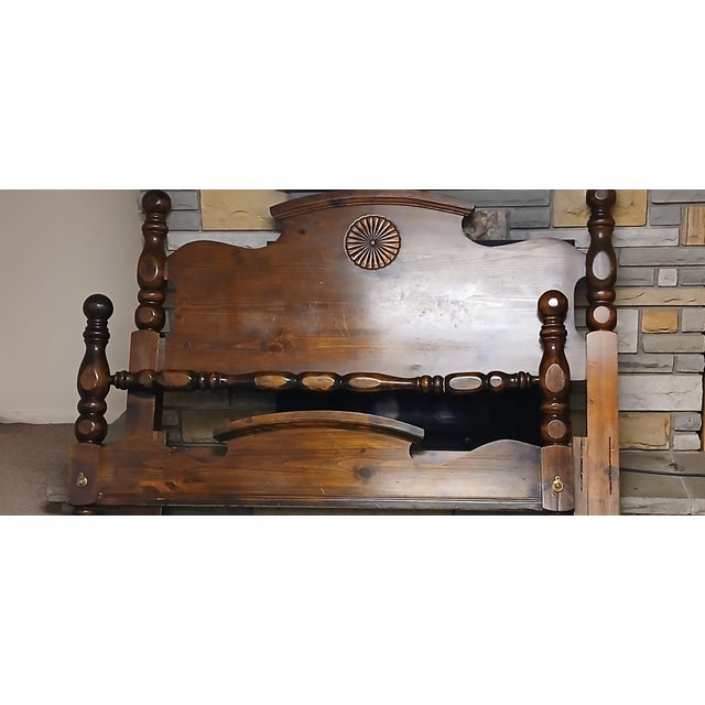 Traditional 1940s Vintage Federal Era Solid Wood Spindle Back Bed For Sale - Image 3 of 12