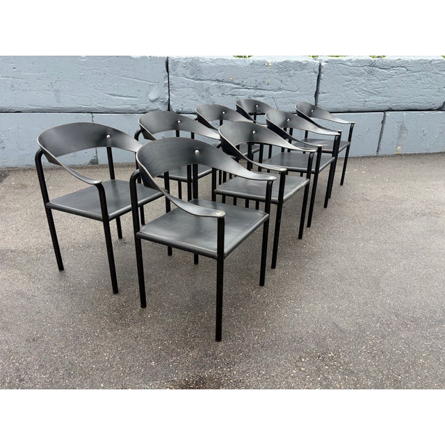 1980s Set of Eight Attributed Artelano Black Leather Arm Chairs, Italy 1980s For Sale - Image 5 of 18