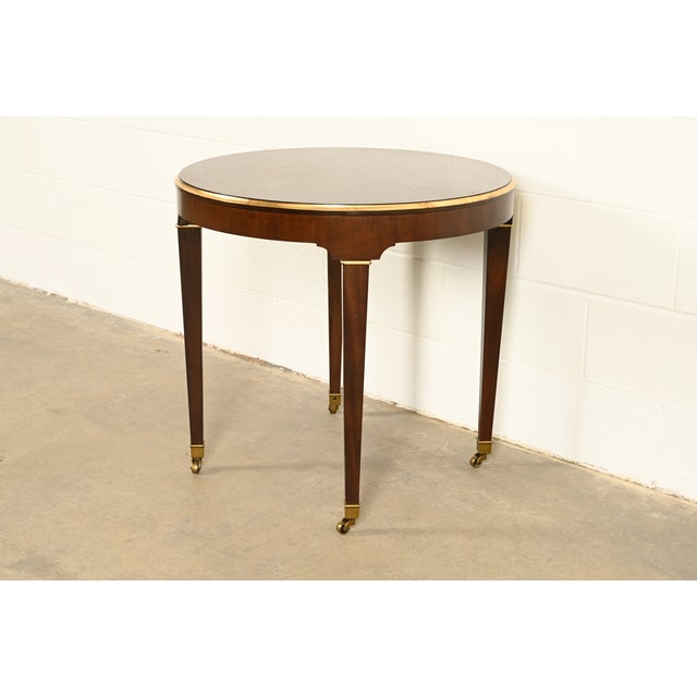 Ethan Allen Barbara Barry Style Hollywood Regency Walnut and Parcel Gilt Tea Table or Occasional Side Table by Ethan Allen For Sale - Image 4 of 9