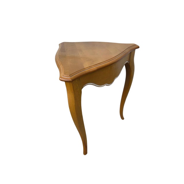 Ethan Allen French Country End Side Table in excellent condition. Minor wear. Please see photos as they are considered...