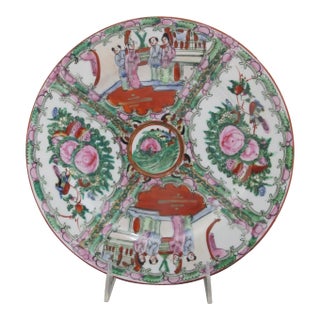 Chinese Export Famille Rose Medallion Hand Painted 10 1/4" Porcelain Plate For Sale