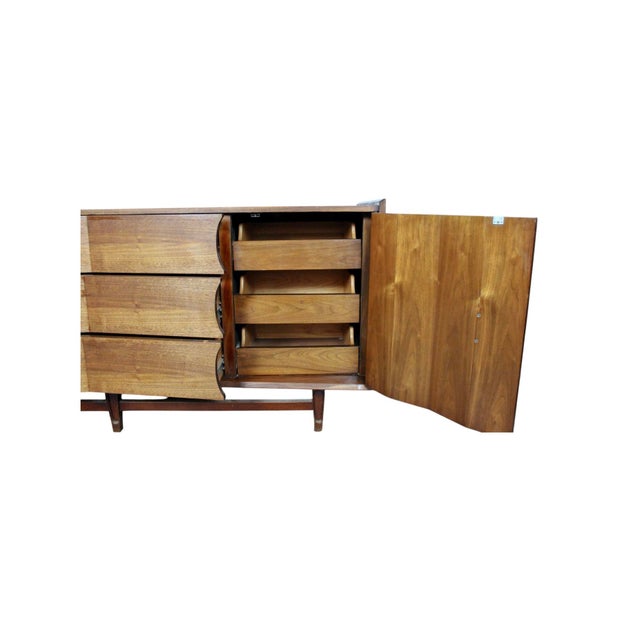 Mid-Century Sculptural Lowboy Dresser by Specialty Woodcraft Inc., Attributed For Sale - Image 9 of 13
