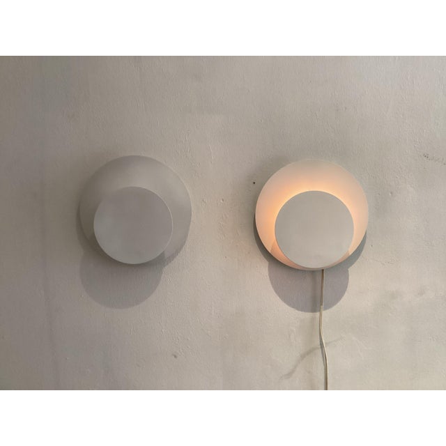 Contemporary Minimalist Wall Lamps from Vrieland, 1970s, Set of 2 For Sale - Image 3 of 7