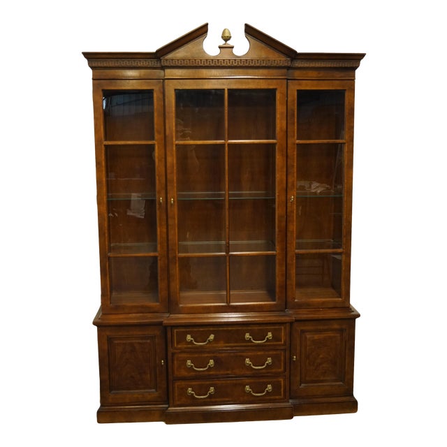 Vintage Henredon Furniture Traditional Style Banded Mahogany China Cabinet | Chairish