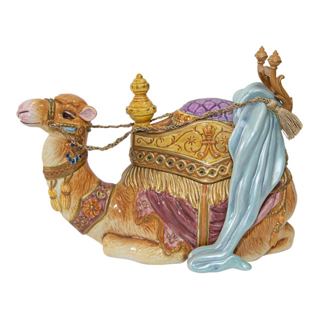 Porcelain Resting Arabian Camel by Fitz and Floyd For Sale