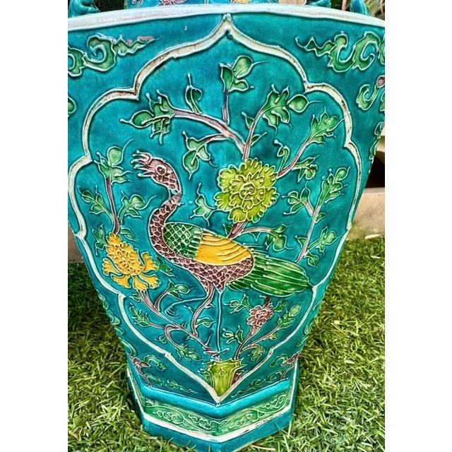 Turquoise Rare Pair of Chinese Turquoise-Ground Fahua Ware Octagonal Lidded Vases, Ming For Sale - Image 8 of 18