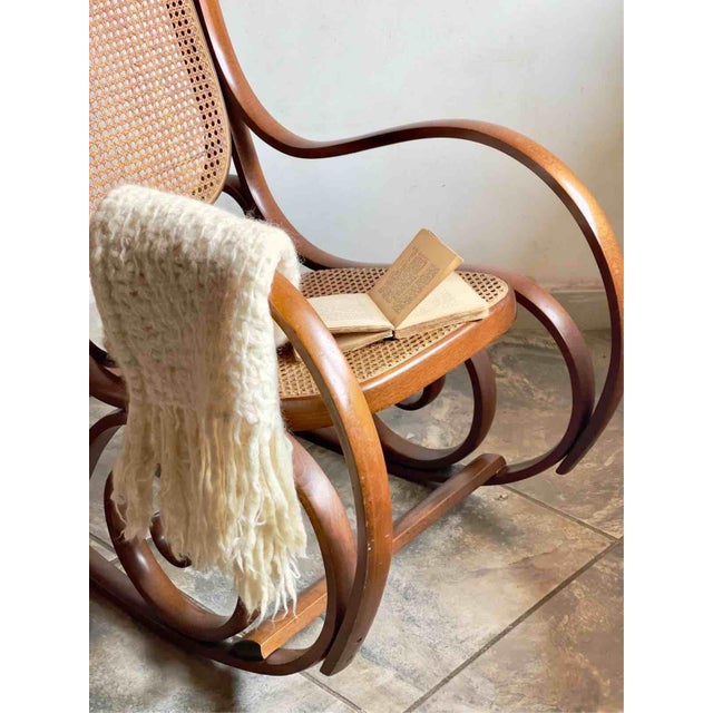 Vintage Rocking Chair in Bent Beech and Vienna Straw in the style of Thonet, 1970s For Sale - Image 18 of 18
