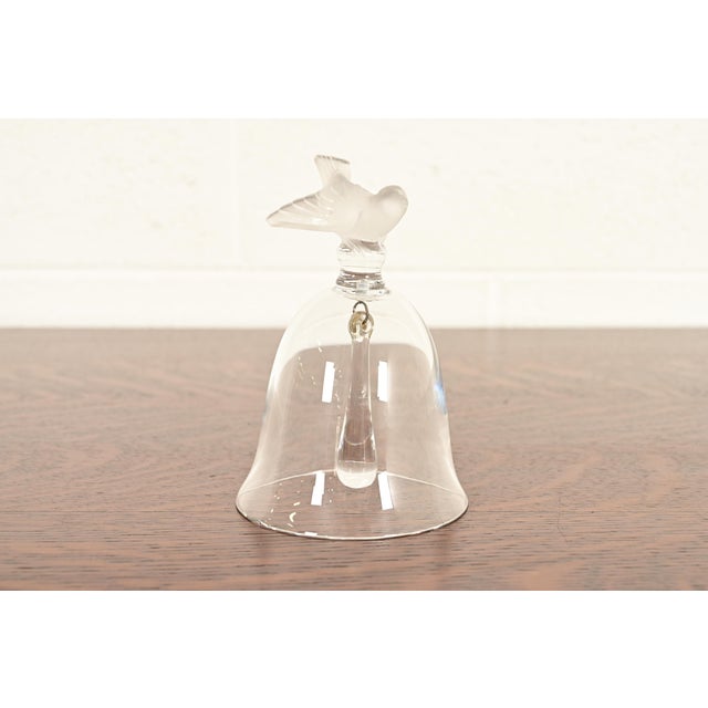 Art Deco Lalique "Pinsons" Art Deco Frosted Sparrow Crystal Table Bell For Sale - Image 3 of 12