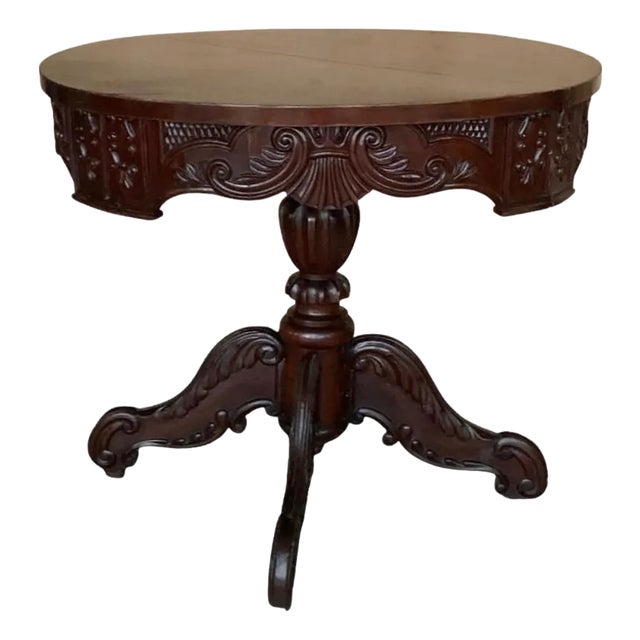 Early 20th Century French Victorian Mahogany Carved Round Center Pedestal Table For Sale