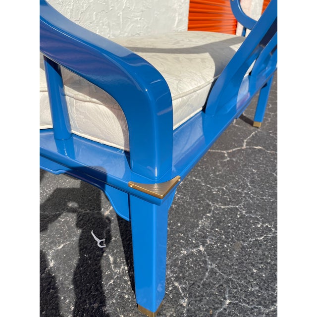Blue 1970s High Gloss Patriot Blue Chinoiserie Settee – Newly Lacquered – 48” Wide For Sale - Image 8 of 11