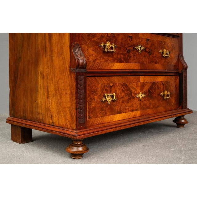 19th Century Gründerzeit Secretary Desk in Walnut For Sale - Image 6 of 18