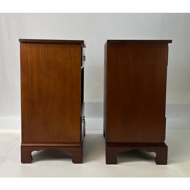 Chippendale Vintage Chippendale Style Mahogany Open Cubby Nightstands - A Pair For Sale - Image 3 of 16