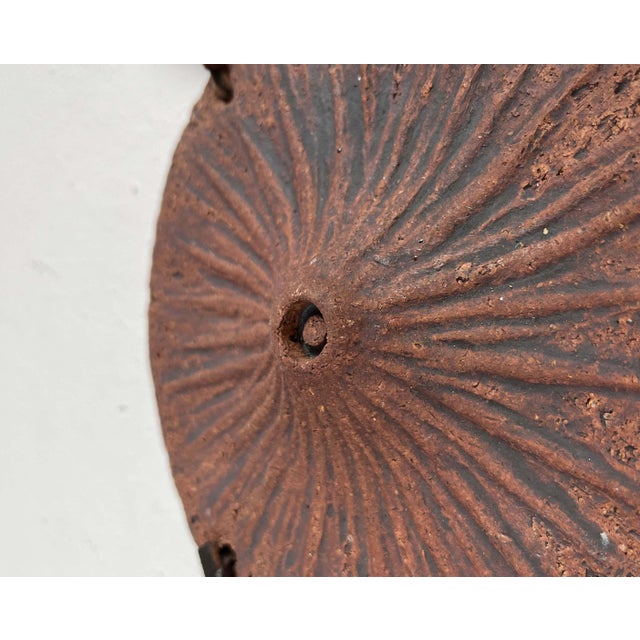 Mid-Century Modern Brutalist Danish Studio Pottery Wall Hanger from Clara Helmich, 1979 For Sale - Image 6 of 18