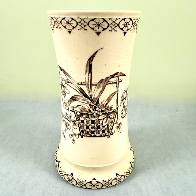 Traditional Bridgwood & Clarke Ironstone Aesthetic ‘Orchid’ Toothbrush Holder, Circa 1860 For Sale - Image 3 of 14
