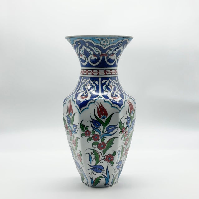 Ceramic Handmade Ceramic Vase (25cm) Traditional Turkish Floral Art – Faceted Hexagonal Body with Cobalt Blue Rumi Motifs For Sale - Image 7 of 8