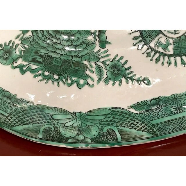19th Century Chinese Export Green 'Fitzhugh' Hot Water Platter- Tureen * For Sale - Image 11 of 13