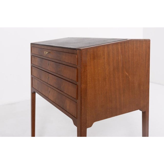 Brown Mid-Century Standing Desk from Frits Henningsen For Sale - Image 8 of 13