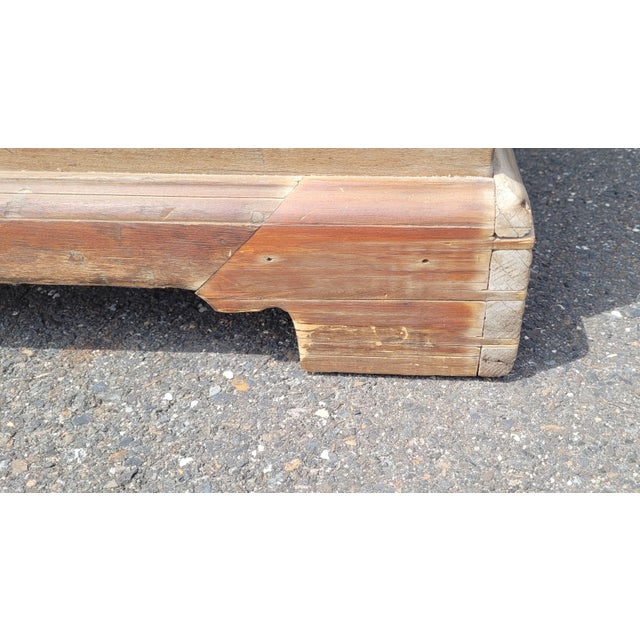 Late 18th Century American Chippendale Blanket Chest For Sale - Image 14 of 18