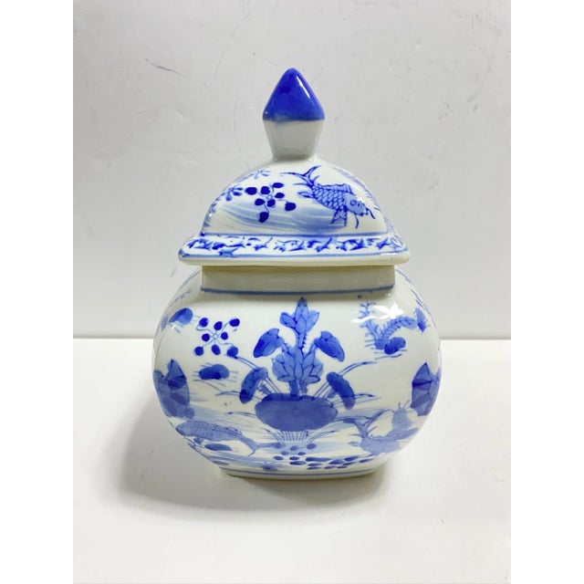 Chinoiserie Blue & White Koi Ginger Jar With Lid – Chinoiserie Porcelain Vase, Fish Motif Decor For Sale - Image 3 of 11