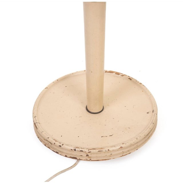 Wood Floor Lamp in White Lacquered Wood with Floral Decorations and Fabric Lampshade by Osvaldo Borsani, 1940s For Sale - Image 7 of 11