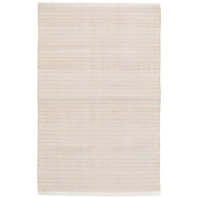 Dash & Albert by Annie Selke Herringbone Linen/White Indoor/Outdoor Rug, 4' x 6' For Sale In Boston - Image 6 of 6