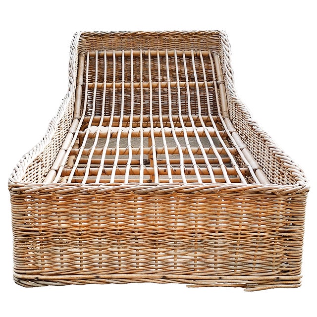 Coastal Chic Ralph Lauren Style Bamboo / Braided Natural Rattan Chaise / Daybed For Sale - Image 4 of 10