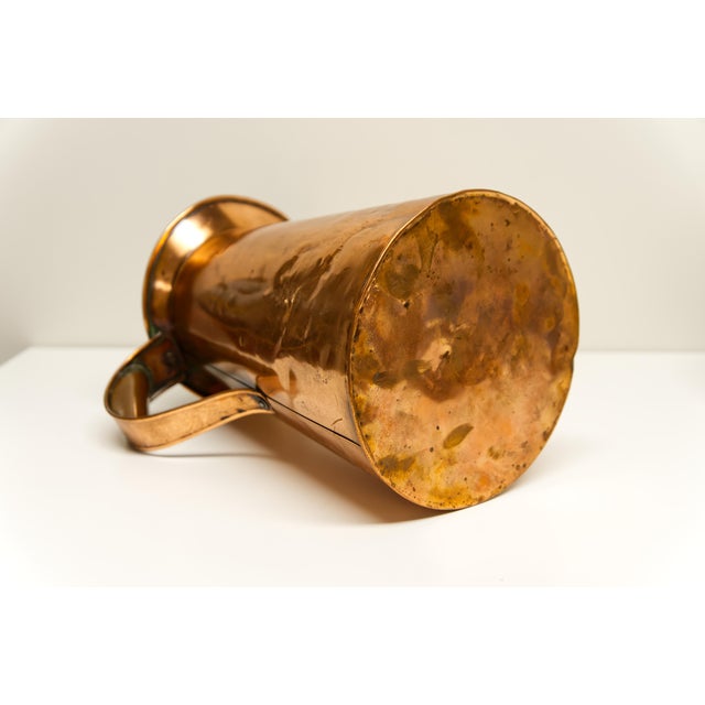 Antique 4 Liter Hammered Copper Measure Pitcher For Sale In Louisville - Image 6 of 7
