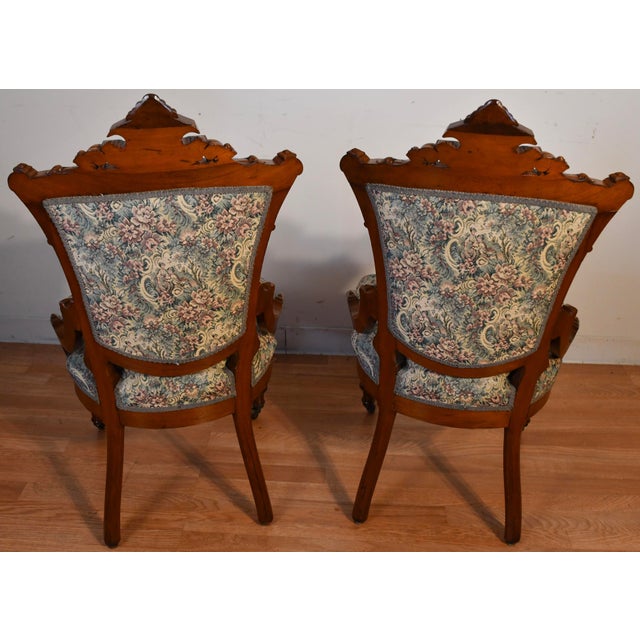 Victorian 1860s Pair of Antique Victorian Carved Walnut Living Room Chairs/ Side Chairs For Sale - Image 3 of 11