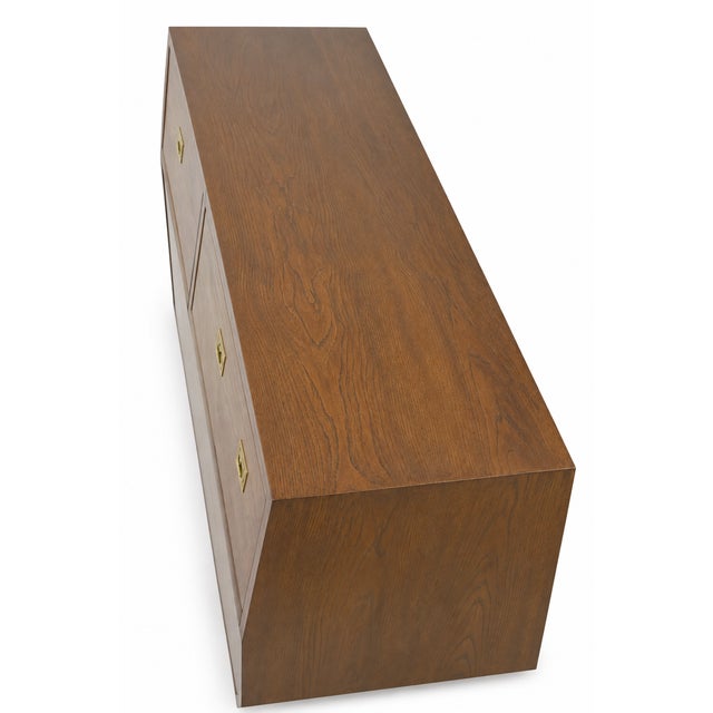 Henredon Campaign-Style Queen Headboard With Built-in Storage – Oak & Brass– Mid-Century Modern For Sale - Image 9 of 12